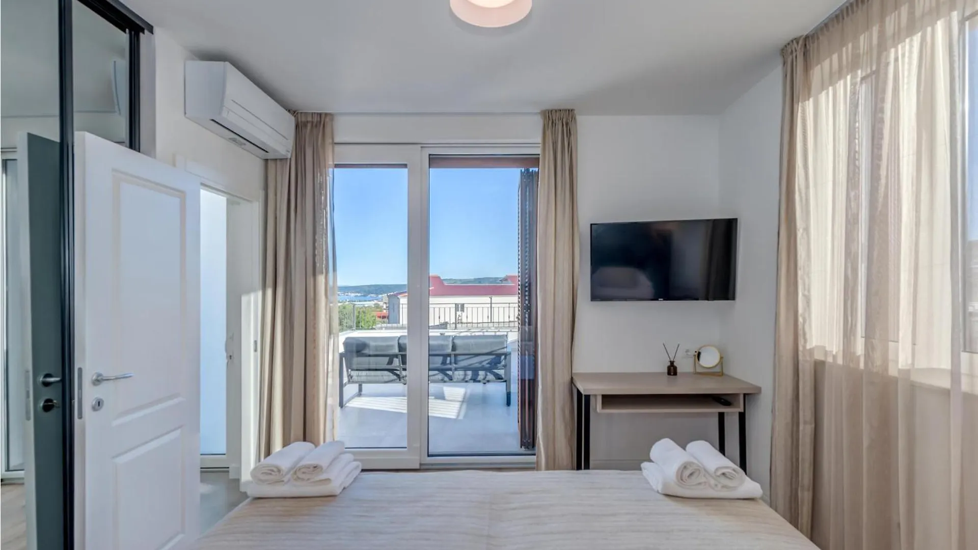 Awesome Home In Plano With House Sea View Holiday home