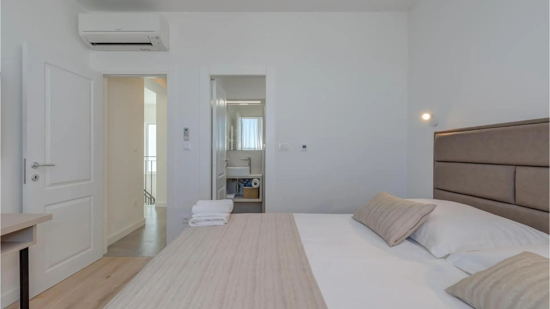 Awesome Home In Plano With House Sea View Croatia